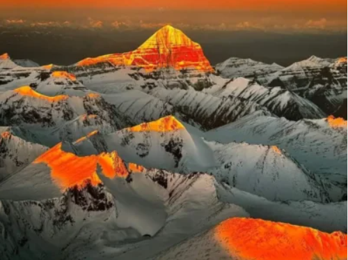 Kailash Mansarovar Tour Package Reviews: Choosing the Right Operator for You